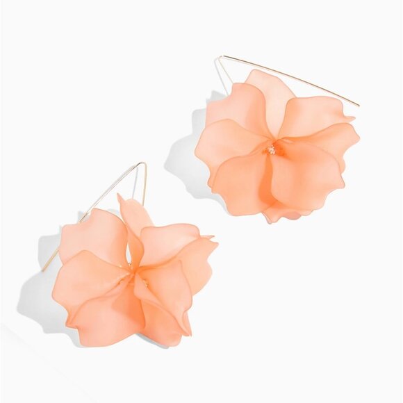 🆕PEACH FLORAL EARRINGS - NWT - Picture 1 of 1